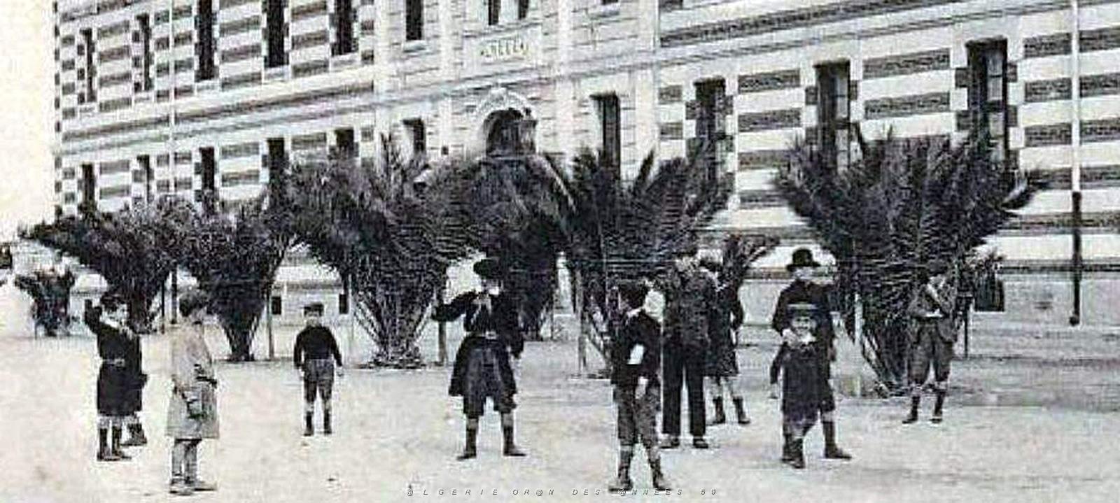 2240- Oran - Lycee2.jpg